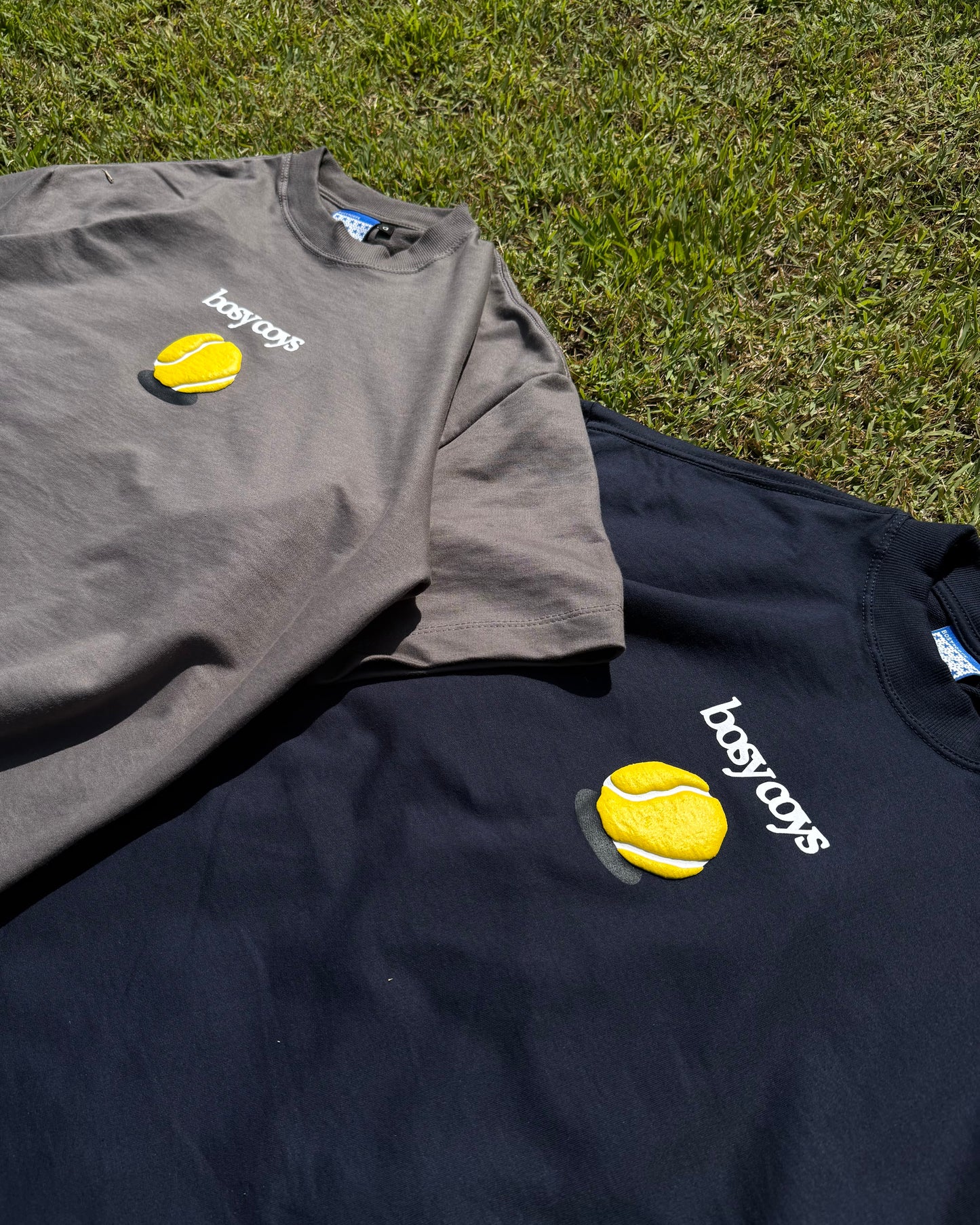 NOT A TENNIS PLAYER - CAMISETA MAGNETO