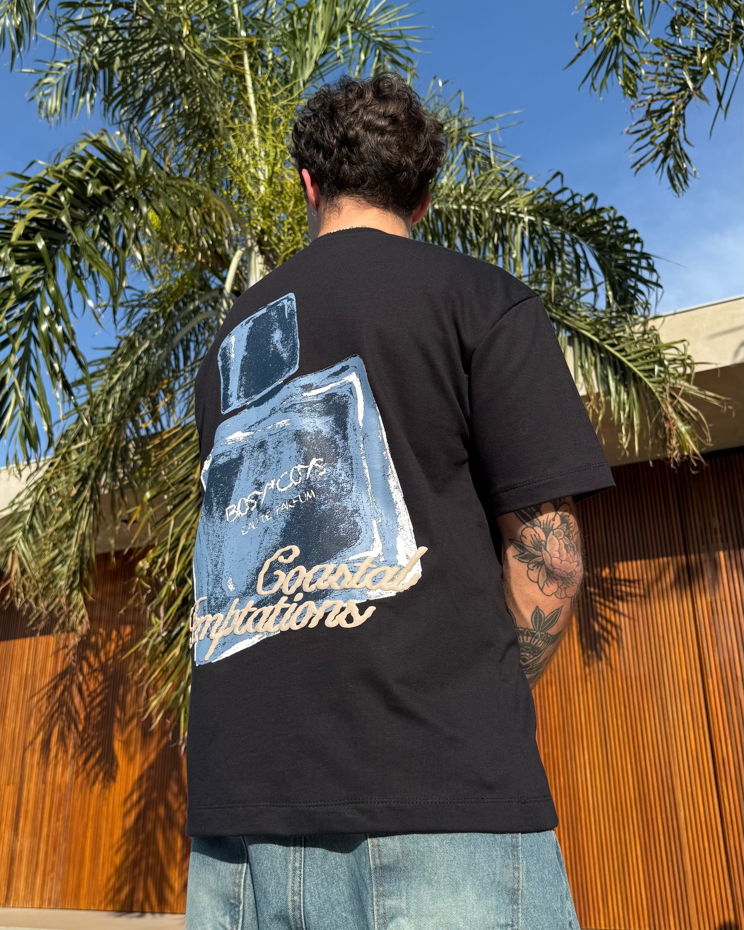 EAU DE PARFUM - CAMISETA PRETA