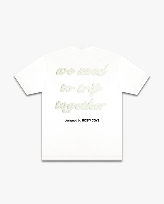 WUTTT - CAMISETA OFF WHITE
